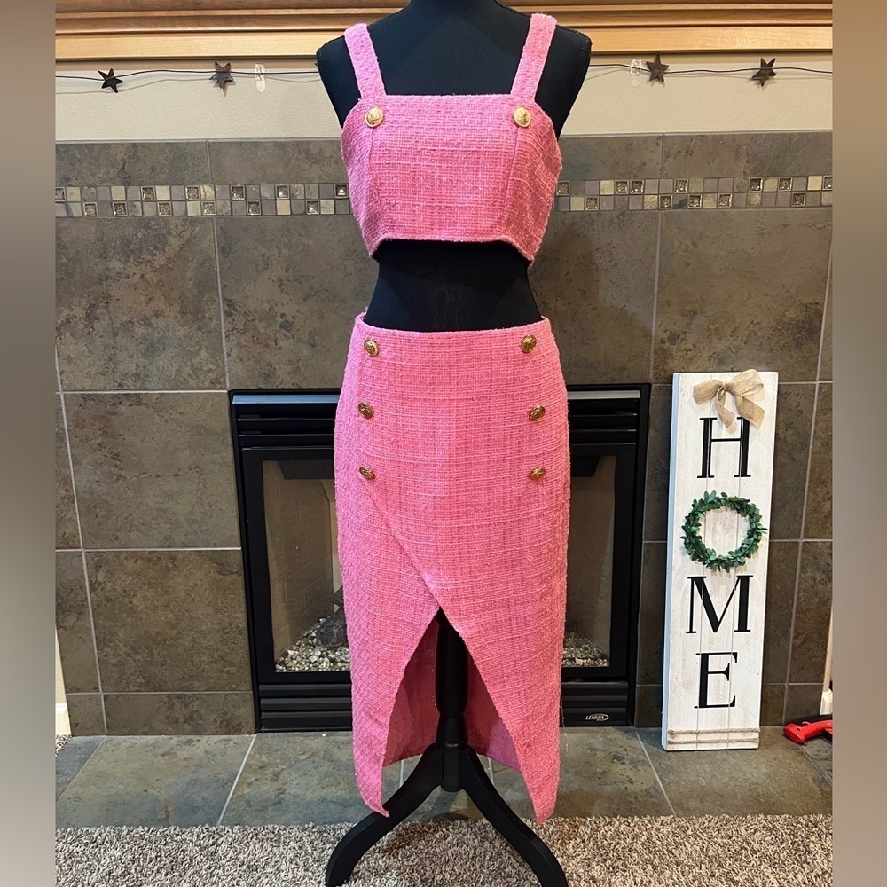 Pink tweed SHEIN two piece skirt set. Never worn. Size medium.